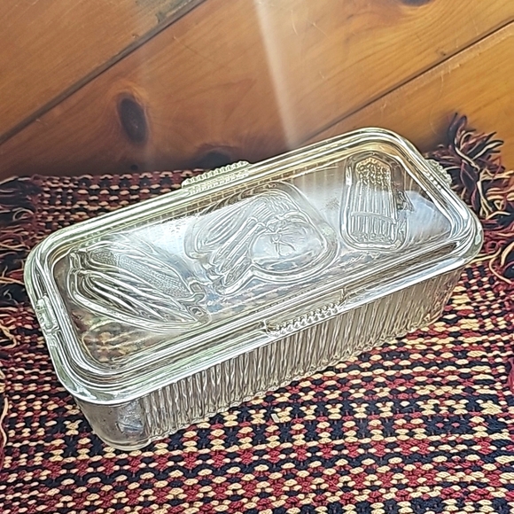 Federal Glass Refrigerator Box - Picture 1 of 8